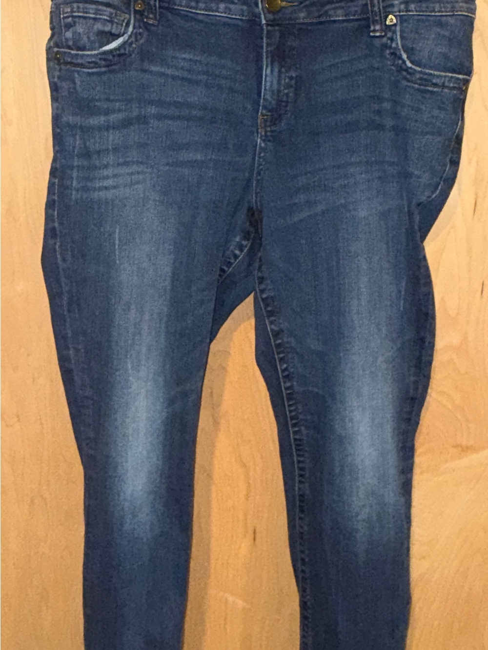 Kut from the Kloth Medium Blue Straight Leg Jeans